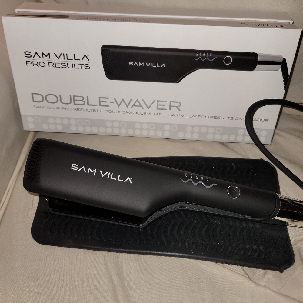Sam Villa Double Waver